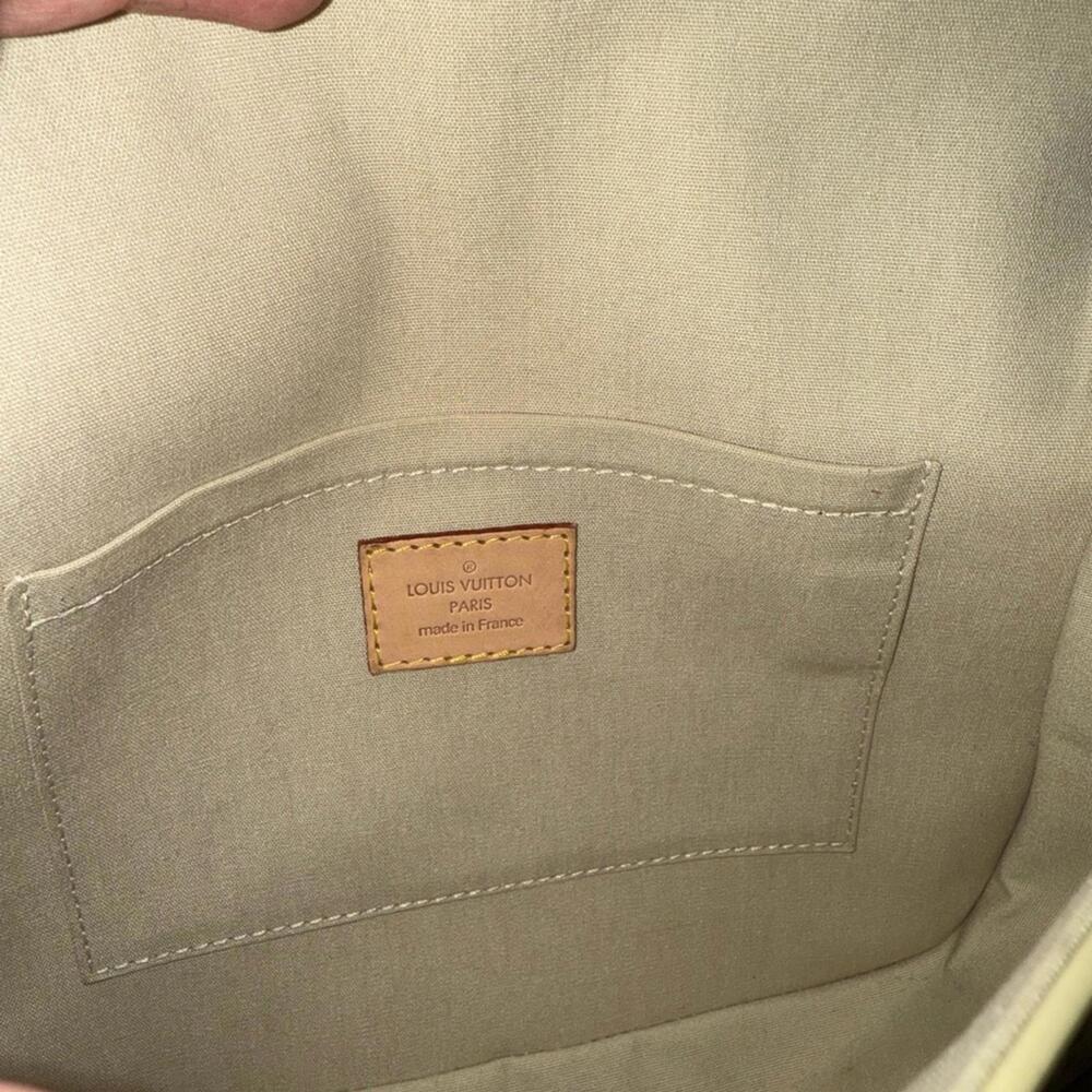 Louis Vuitton Bellflower Vernis Crossbody - COA included - Picture 6 of 10